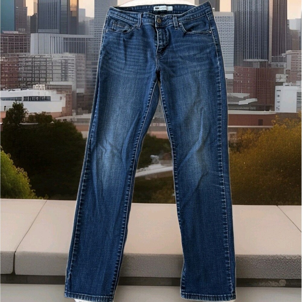 🔥🔥Levi's Mid Rise Straight Leg Jeans Women's 8 Medium Dark Wash W29‎ L32